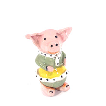 Загрузить изображение в средство просмотра галереи, Little Pig "Kuka" ceramic hand-made by Asia Terek