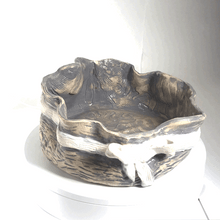 Загрузить изображение в средство просмотра галереи, Gray bowl "With a Bow."ceramic hand- made Art by Asia Terek