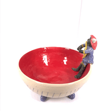 Загрузить изображение в средство просмотра галереи, Dish "With a Frog"ceramic hand- made Art by Asia Terek